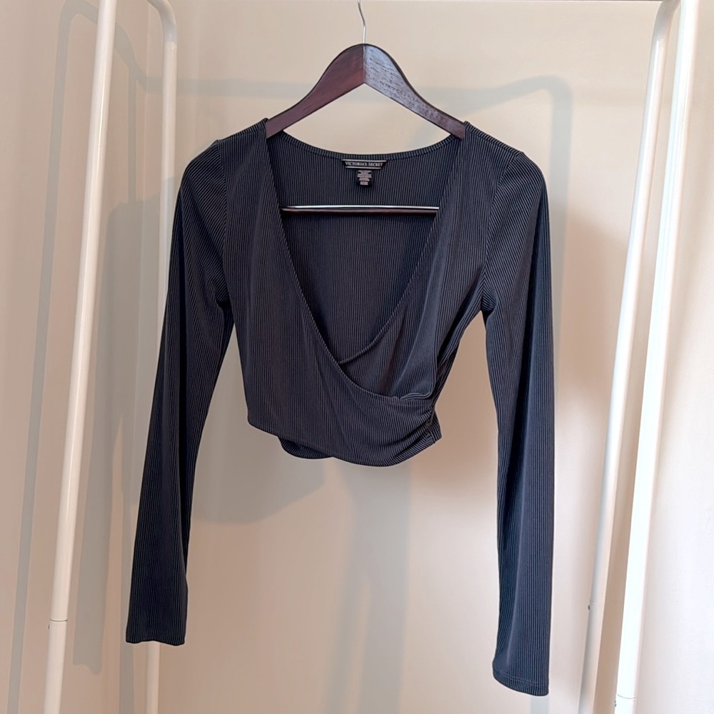 Victoria Secret Ribbed Deep V Crop Top